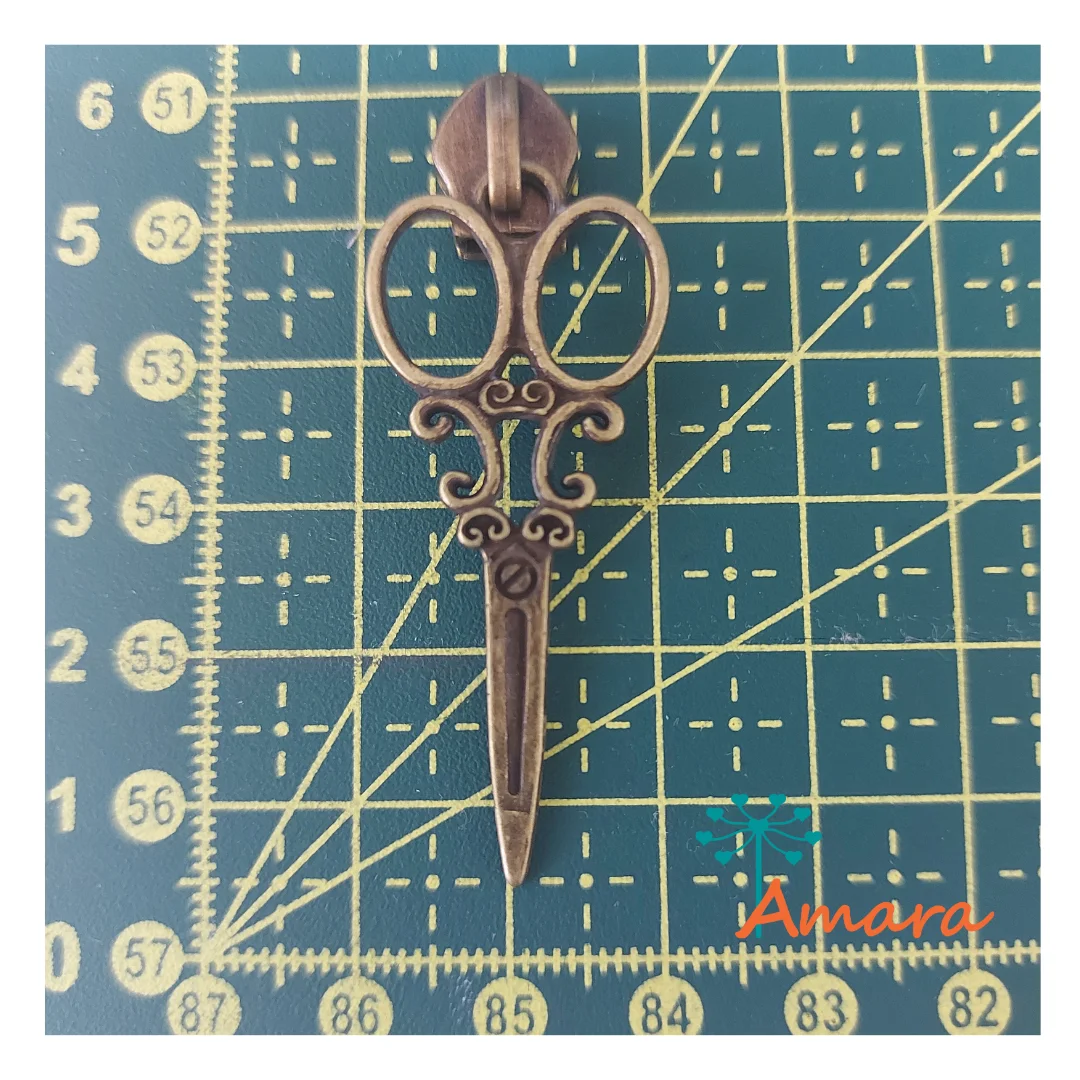 CURSOR N.5 - TESOURA G - OURO VELHO